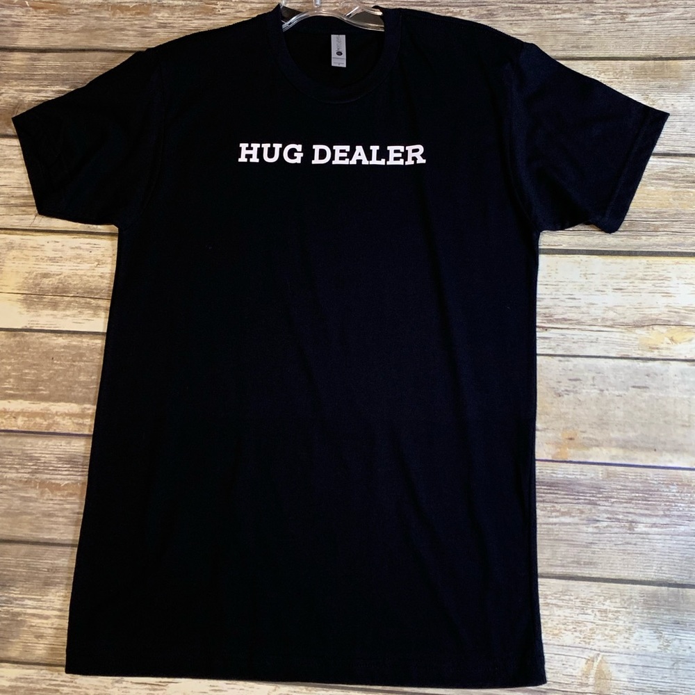 Hug Dealer men’s small T-shirt